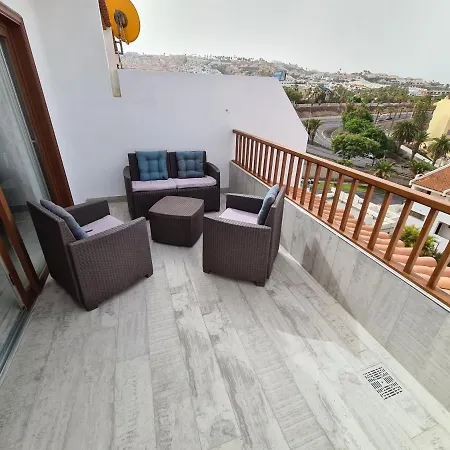 Duplex Penthouse Puerto Colón Only 5 Min. To The Beach, 2 Terraces, Pool, Wifi, Dishwasher