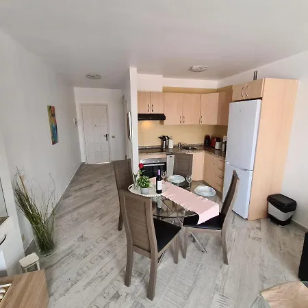 Apartment Duplex Penthouse Puerto Colon Only 5 Min. To The Beach, 2 Terraces, Pool, Wifi, Dishwasher *